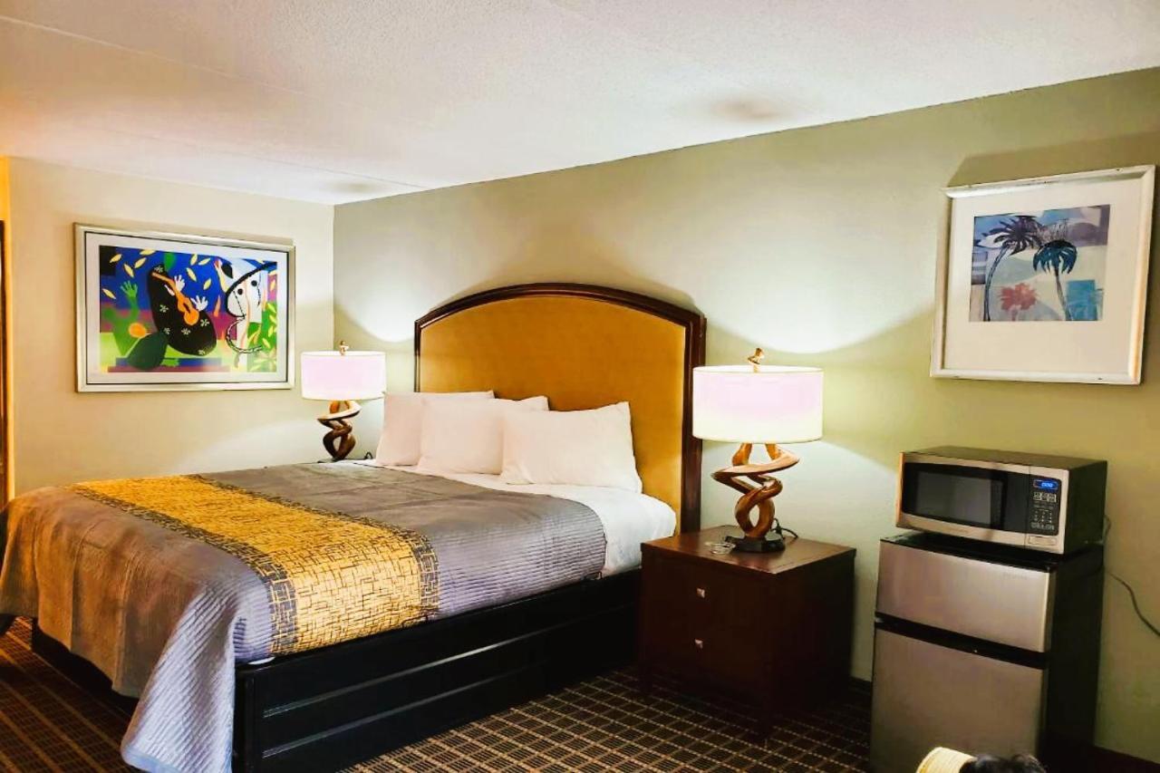 Palmetto Inn & Suites By Oyo Orangeburg Exteriör bild